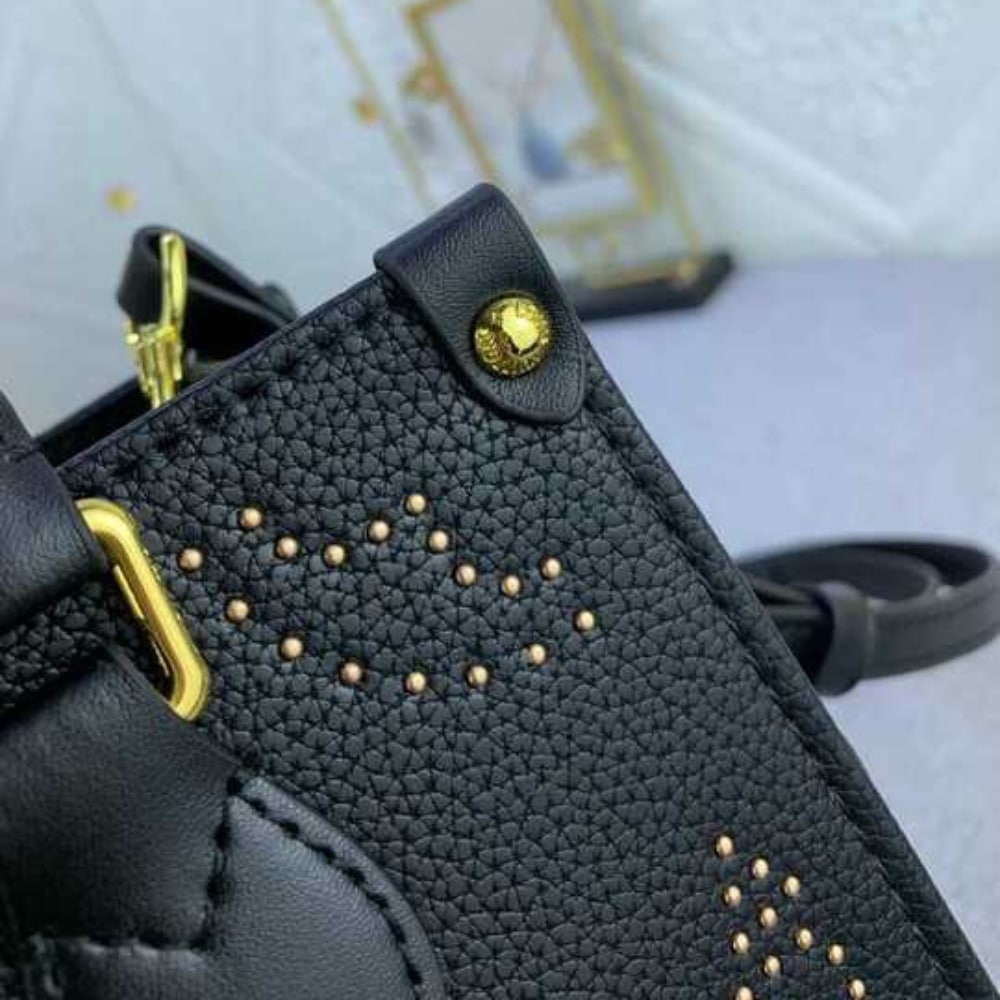 LOUIS VUITTON ONTHEGO PM BLACK 25CM M46733