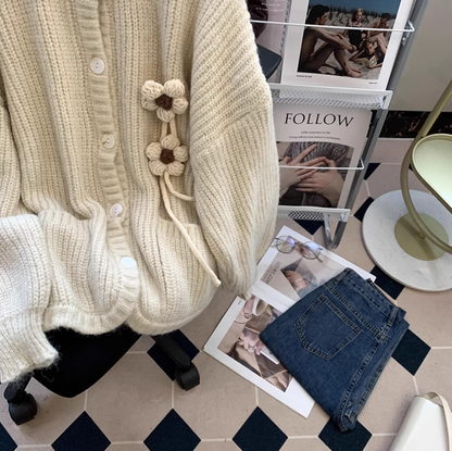 Retro Gentle Style Thick Round Neck Knitted Cardigan  ED0222