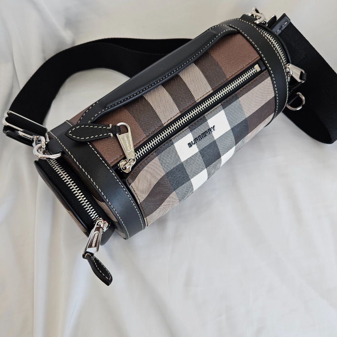 Burberry Check Sound Bag