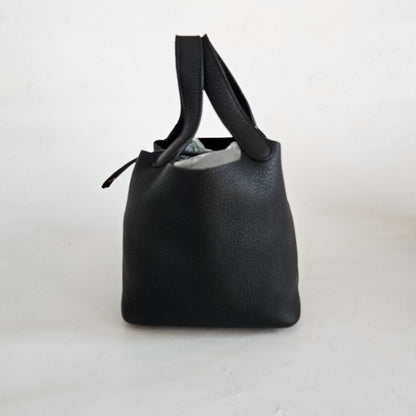 Hermès Picotin 18 Black Clemence GHW