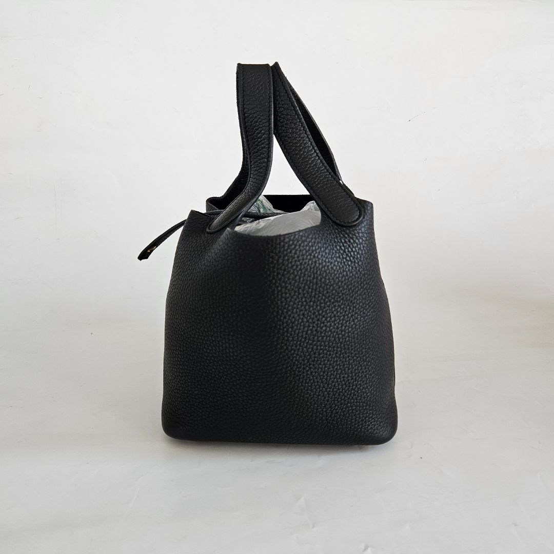 Hermès Picotin 18 Black Clemence GHW