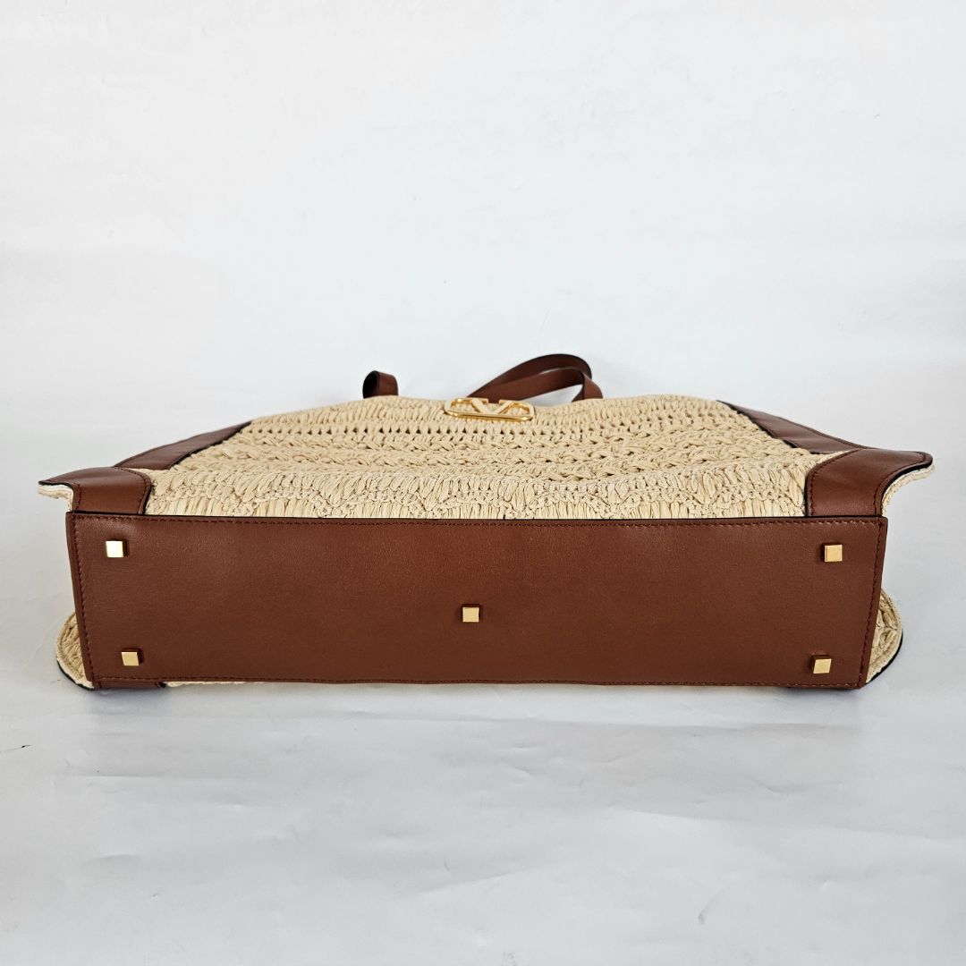 Valentino Garavani Vlogo Signature Embroidered Raffia Handbag Natural/ Saddle Brown