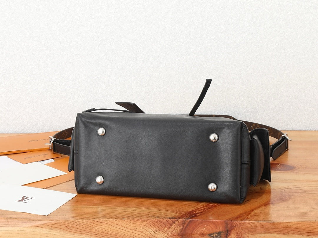 Louis Vuitton M24861 CarryAll Cargo PM