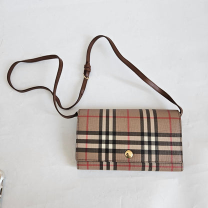 Burberry Hannah Wallet On Strap Vintage Check