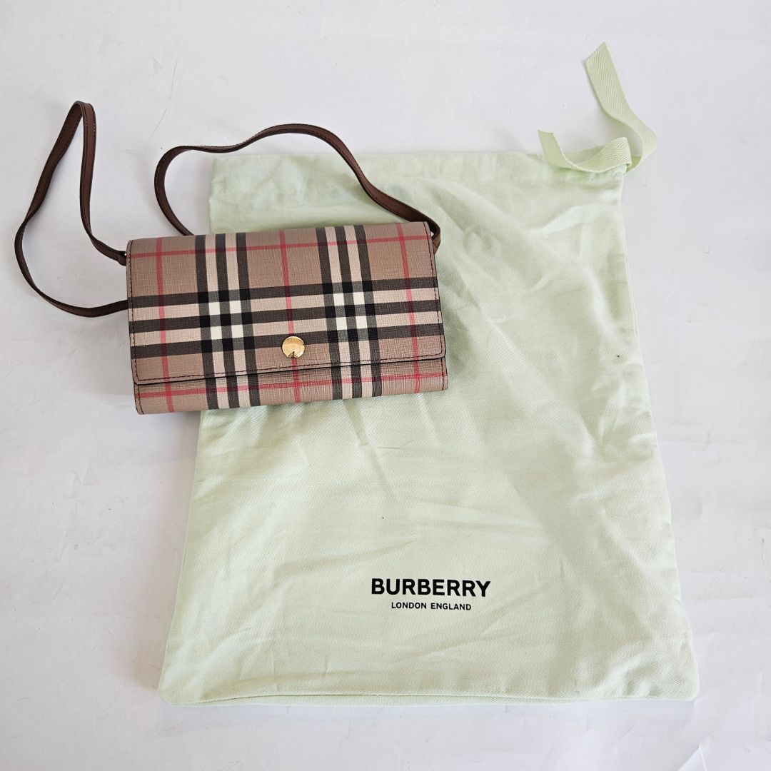 Burberry Hannah Wallet On Strap Vintage Check