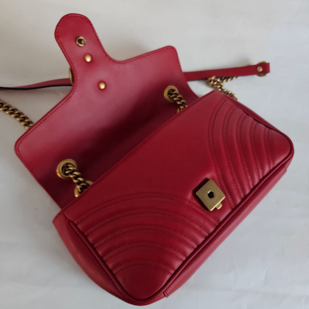 Gucci GG Marmont leather red shoulder bag