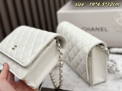CHANEL Wallet On Chain AP0250