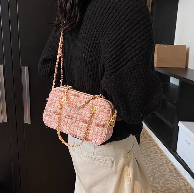 Gentle pink small square bag knitted chain bag ED01434