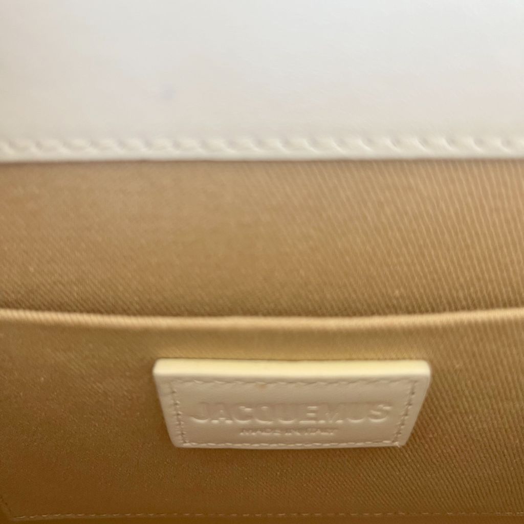 Jacquemus Le Grand Chiquito white leather bag