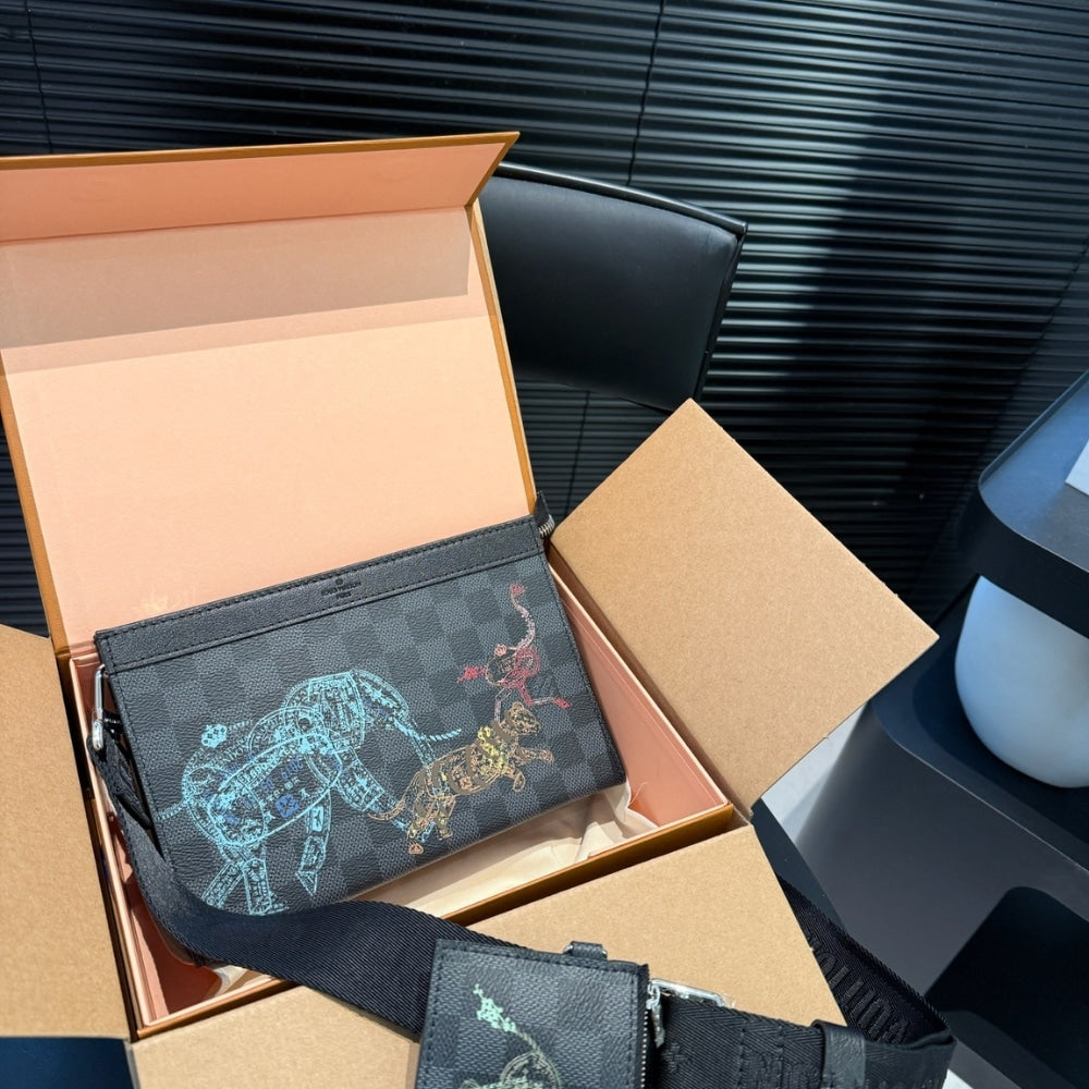 LOUIS VUITTON POCHETTE VOYAGE MM DAMIER GRAPHITE STAMPS BLACK 27CM N64605