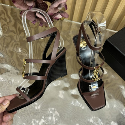 SAINT LAURENT CASSANDRA WEDGES IN SMOOTH LEATHER DARK BROWN 821090DWEDD2023