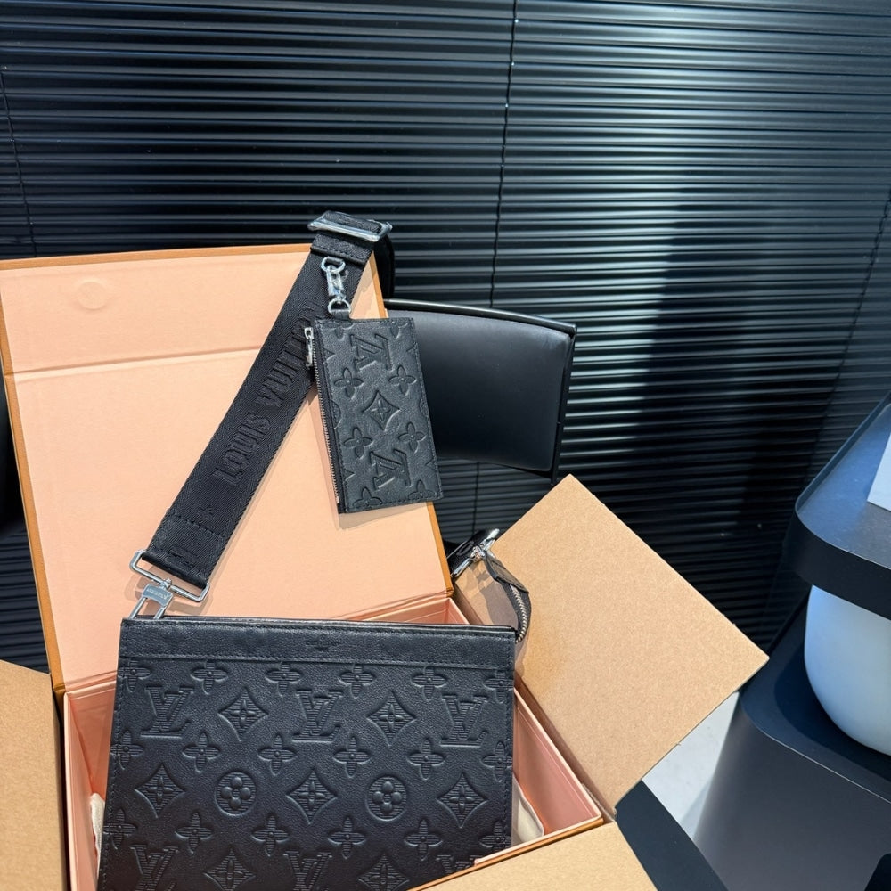 LOUIS VUITTON GASTON WEARABLE WALLET MONOGRAM SHADOW BLACK 22CM M81115