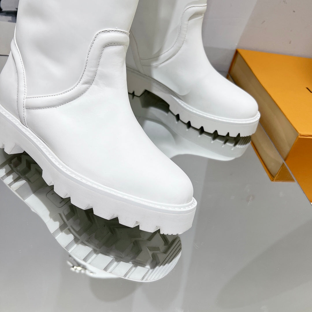 Premium LUV BOOTS 017