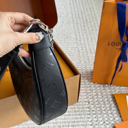 LOUIS VUITTON LOOP BAG BLACK 24CM M11267