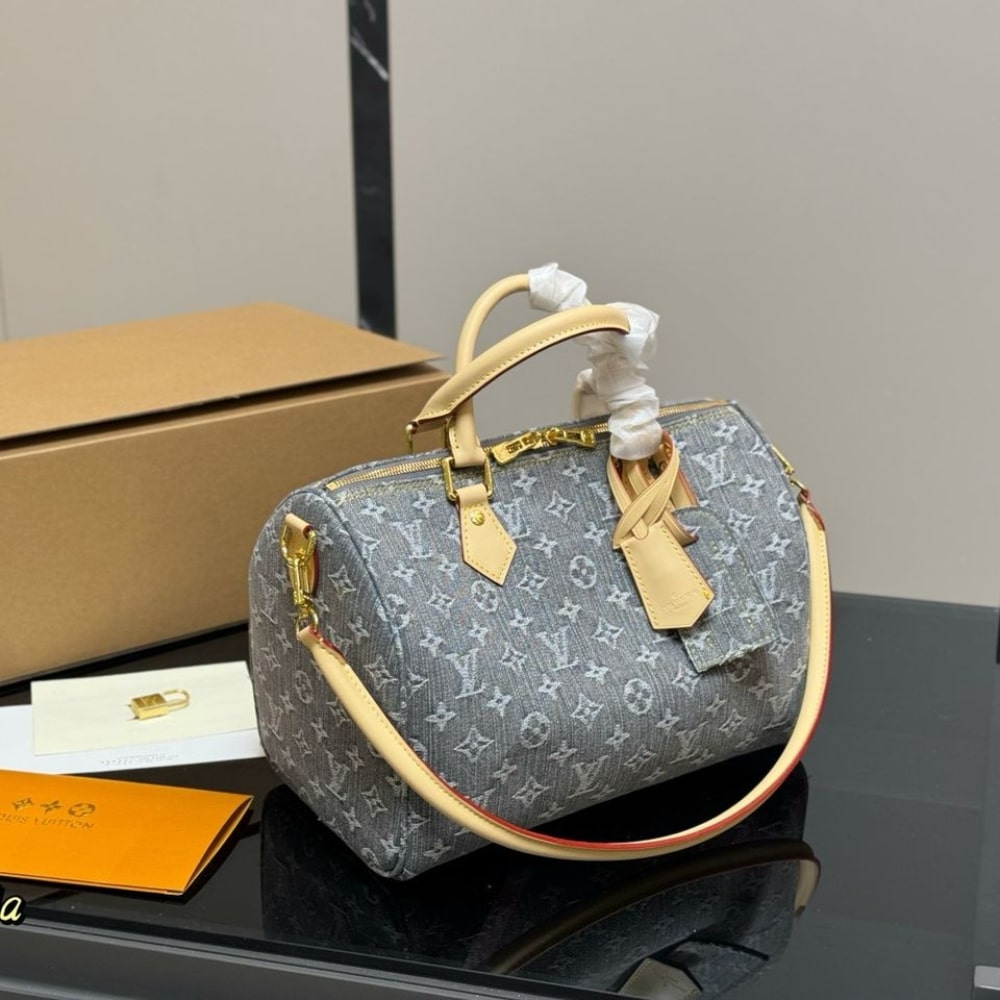 LOUIS VUITTON SPEEDY SOFT 30 WASHED GRAY 30CM M13344