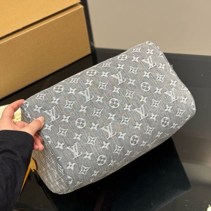 LOUIS VUITTON SPEEDY SOFT 30 WASHED GRAY 30CM M13344