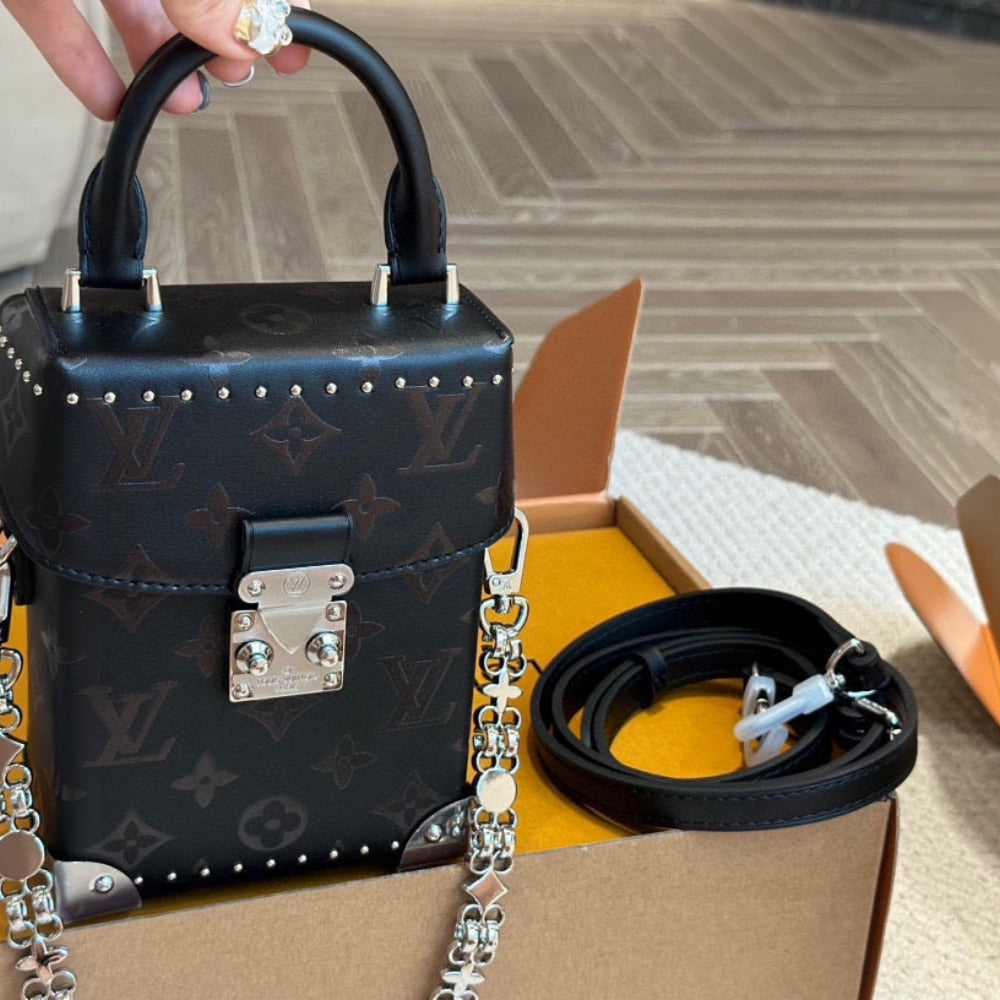 LOUIS VUITTON CAMERA BOX BLACK 12CM M11269