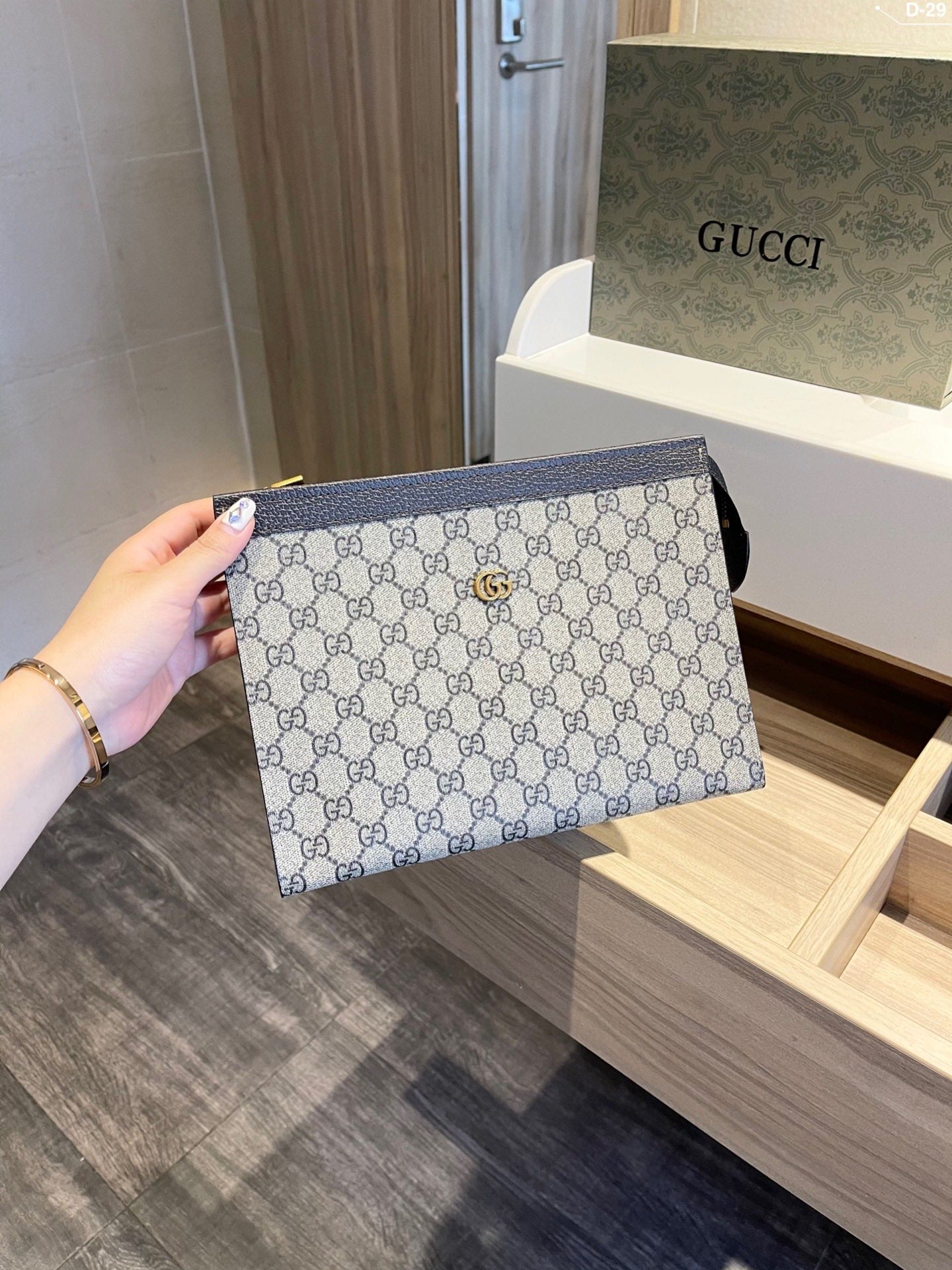 Gucci 1955 Horsebit Pouch Clutch Bag