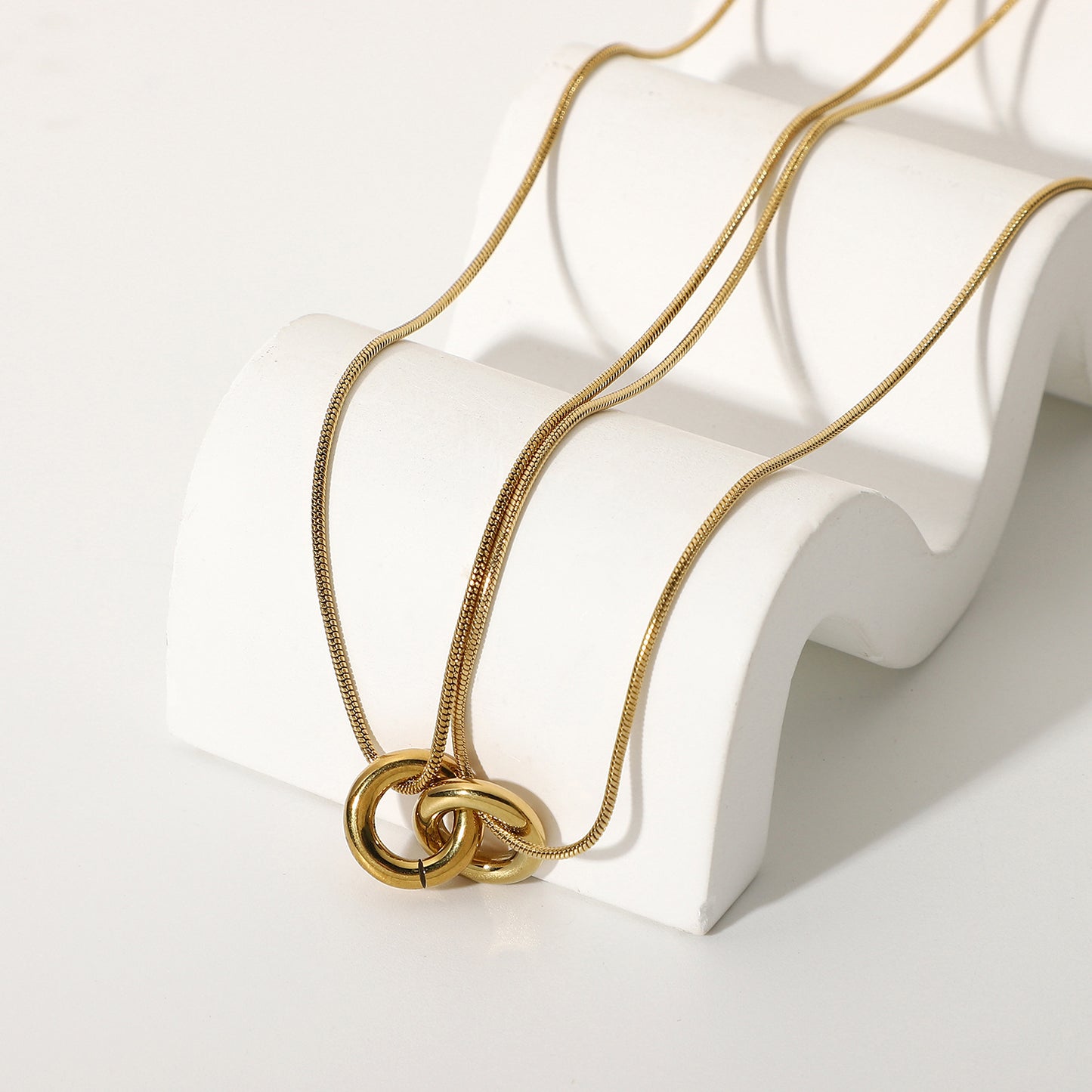 Twisted Layered Round Couple Necklace