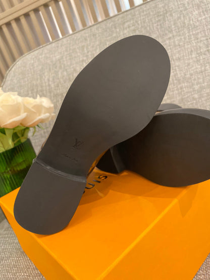 Premium LUV BOOTS 051