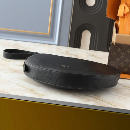 LV LOW KEY COOKIE MM BLACK 32CM M14417