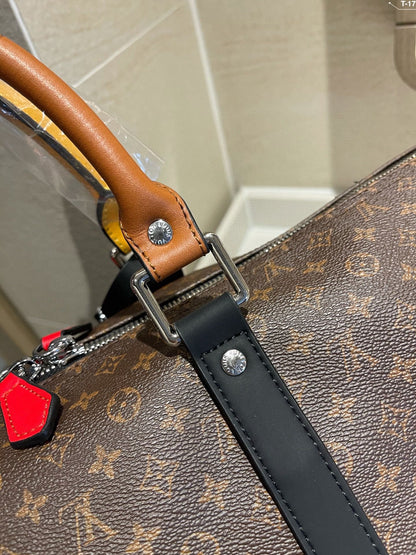 Louis Vuitton Keepall Bag Caro