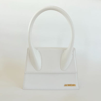 Jacquemus Le Grand Chiquito white leather bag