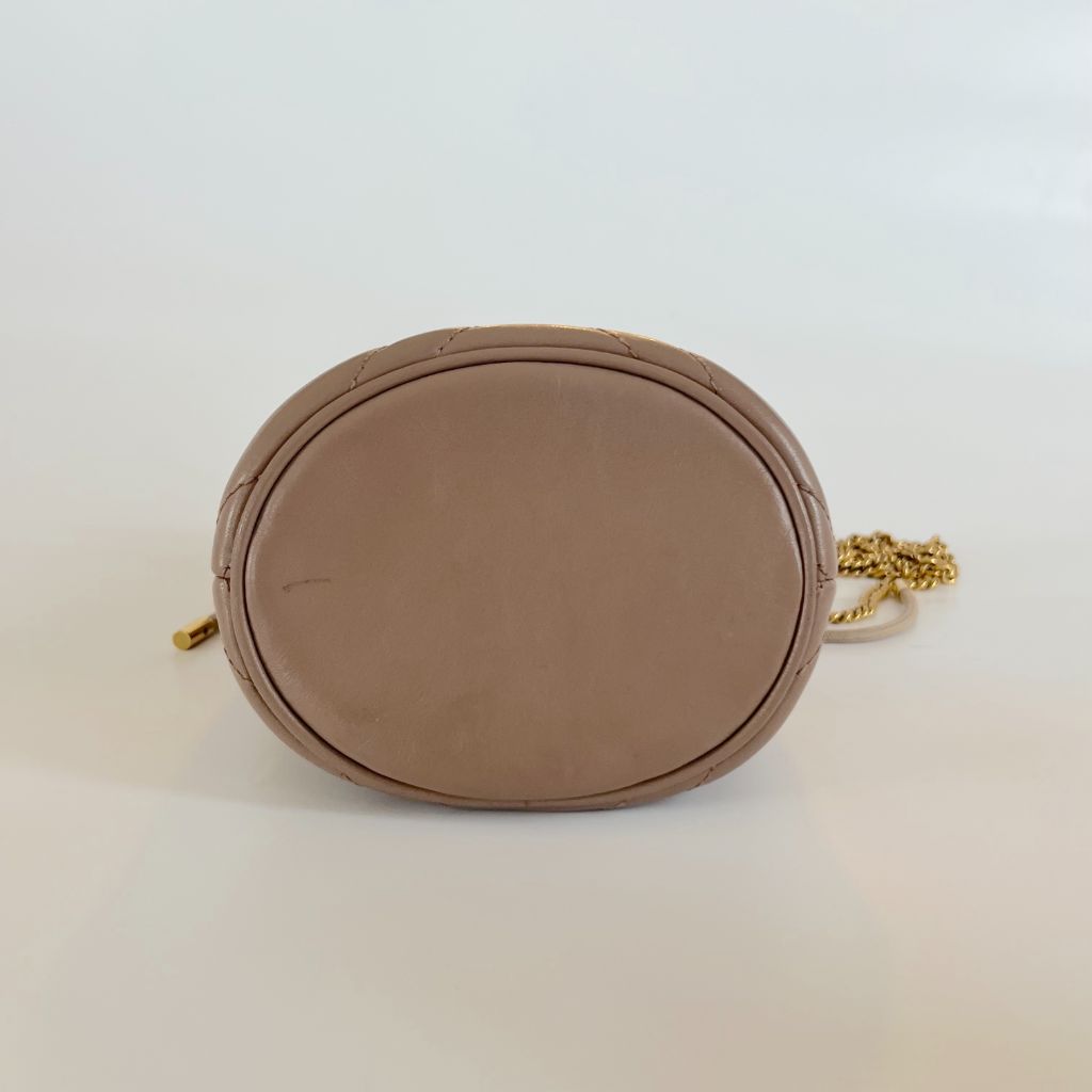 Gucci GG Marmont mini bucket bag