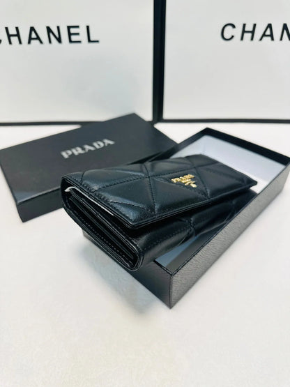 Prada Long Leather Wallet In Black 19x10cm