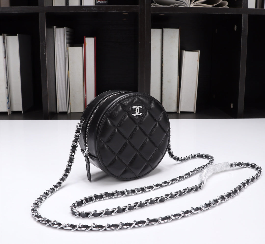 CHANEL Lambskin Quilted Round Clutch With Chain Black