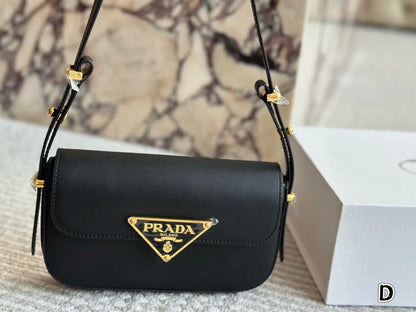 Prada Femme Handbag Black 21x13cm