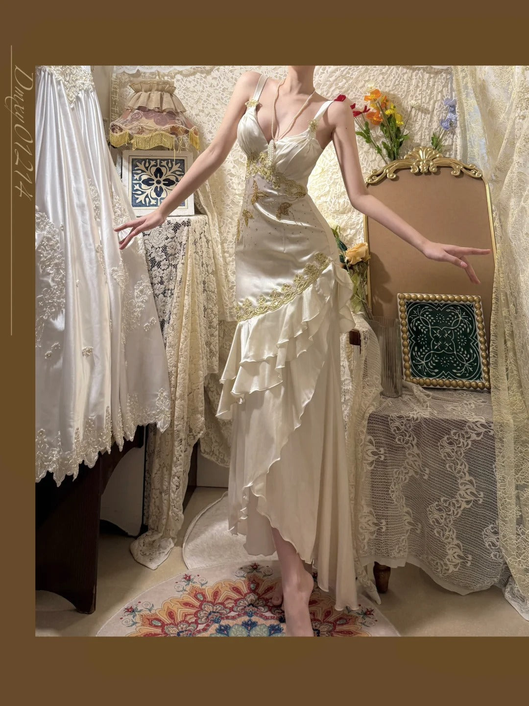 Ivory Exquisite Gold Beading Long Satin Mermaid Slim Fit Ruffle Ball Gown Evening Gown Party Dress gh4252