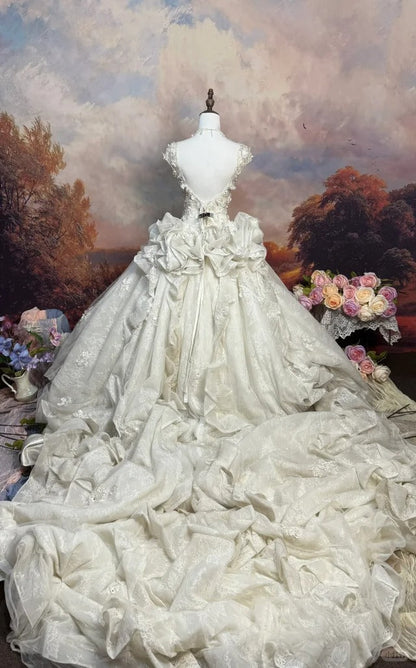 A Line Lace Wedding Dress Sleeveless Long Bridal Dress   cg25947