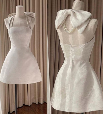 Halter Sleeveless Satin A-Line Mini Homecoming Dress With Bow Short Party Dress    cg26018