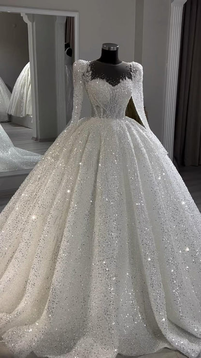 Luxury Ball Gown Wedding Dresses Custom 2025 Arabic Dubai Pearls Illusion Long Sleeves Bridal Gowns Wedding Dress     cg26026
