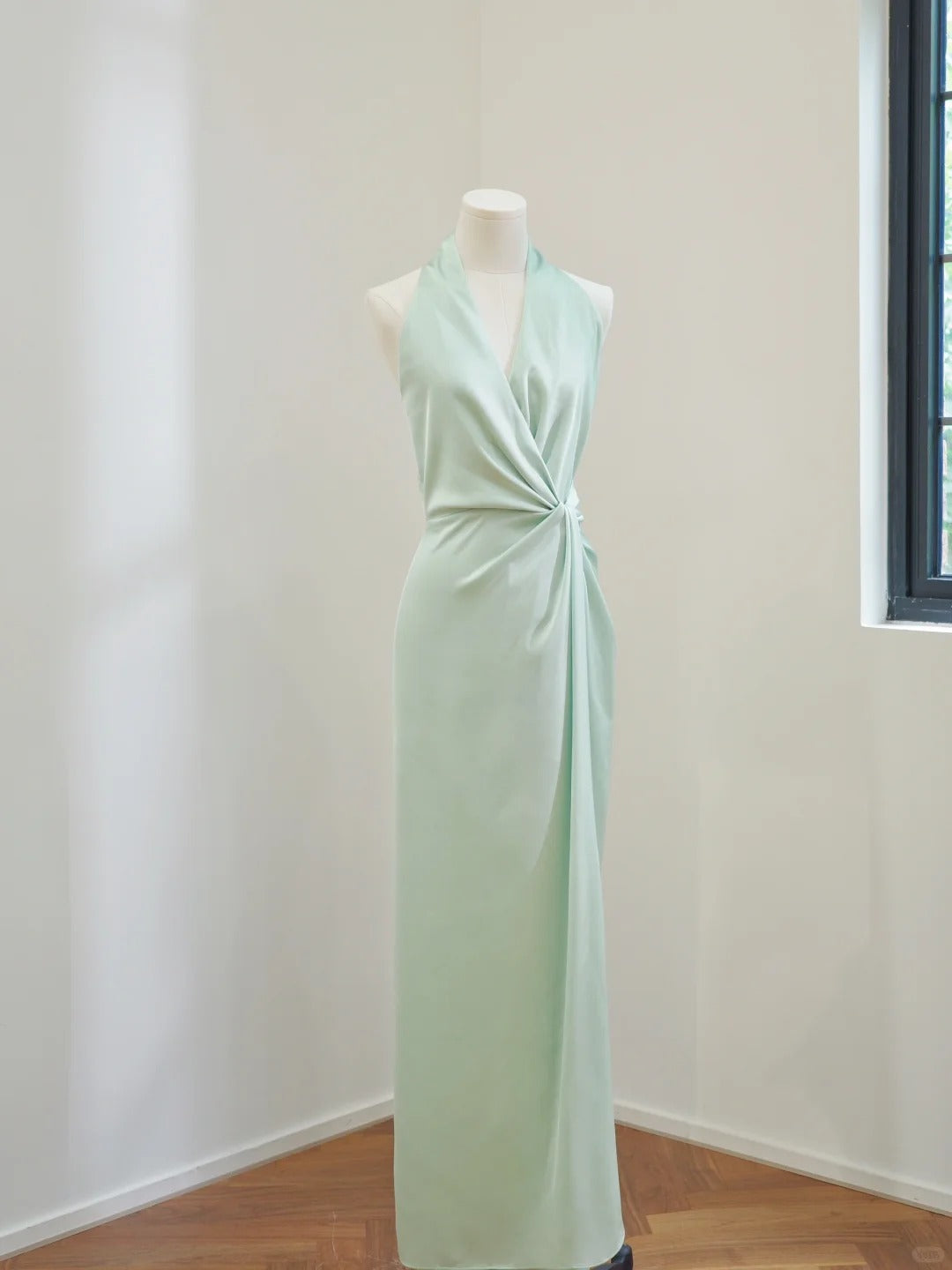 Mint Green Simple Fashion Halter Neck Long Satin Prom Dress Evening Dress Party Dress Bridesmaid Dress gh5055