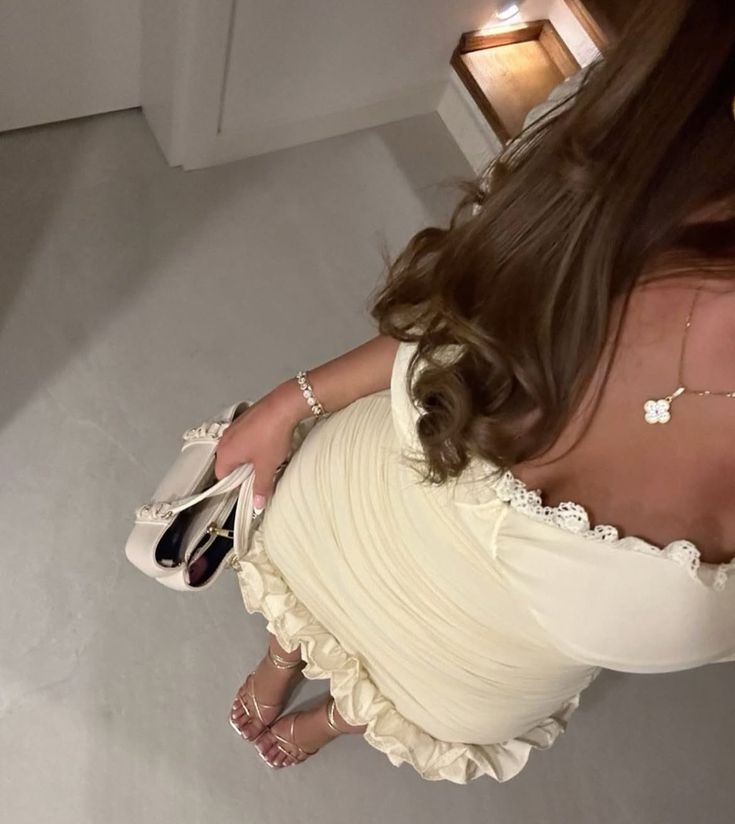 Cute Yellow Sweetheart Neck Sheath Ruffles Birthday Outfits Off The Shoulder Short Homecoming Dress S720