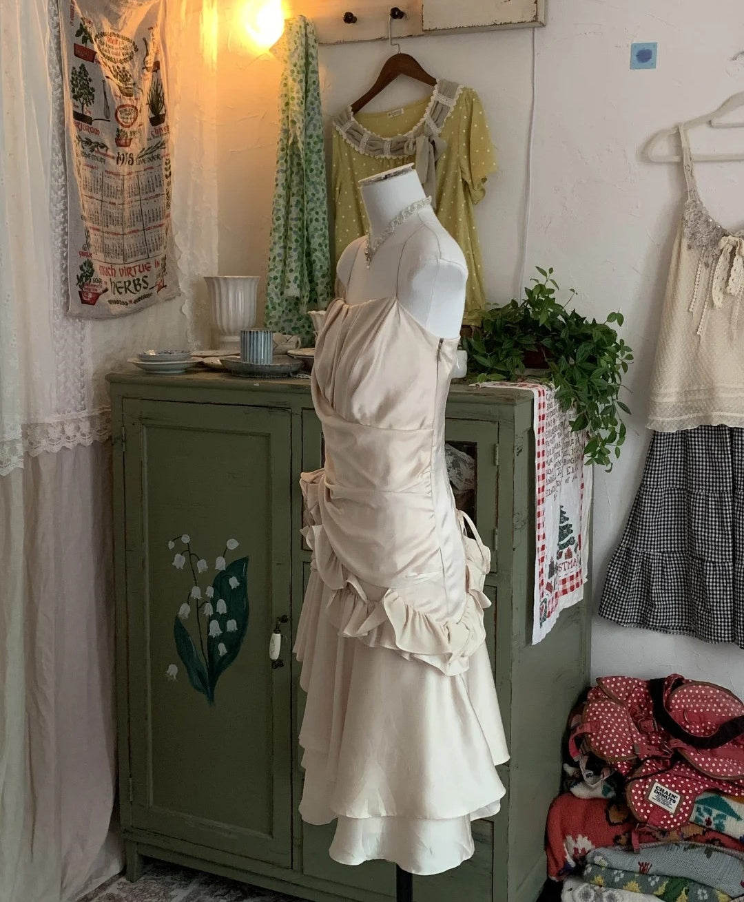 Stunning Champagne Sweet Cute Short Irregular Floral and Irregular Hem Chiffon Satin Homecoming Dress Evening Dress Birthday Party Dress Prom Dress Prom Dress gh3923