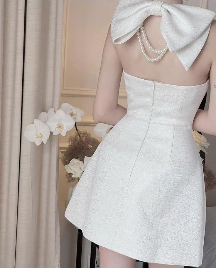 Halter Sleeveless Satin A-Line Mini Homecoming Dress With Bow Short Party Dress    cg26018