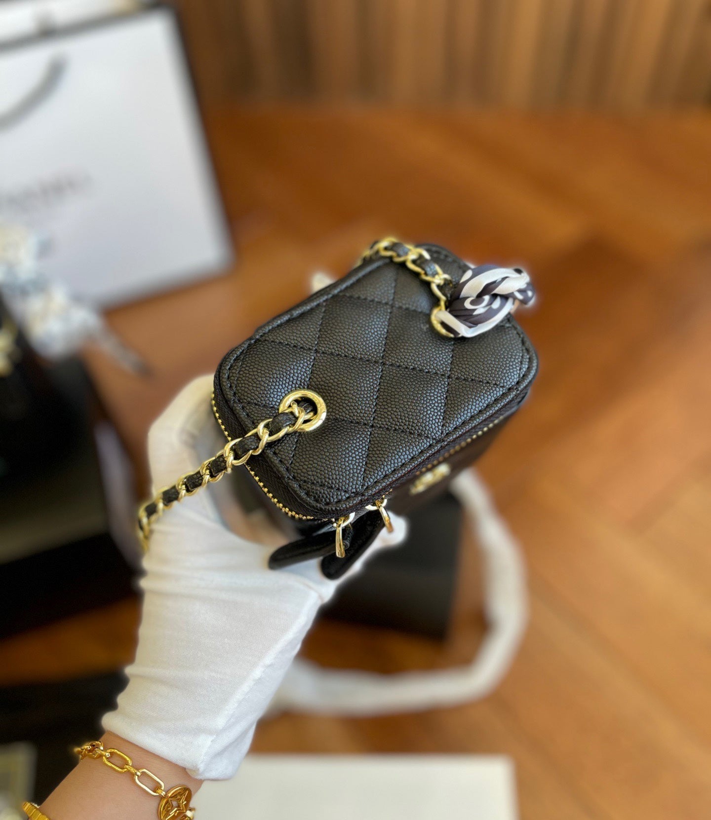 Chanel Vanity Pearl Crush