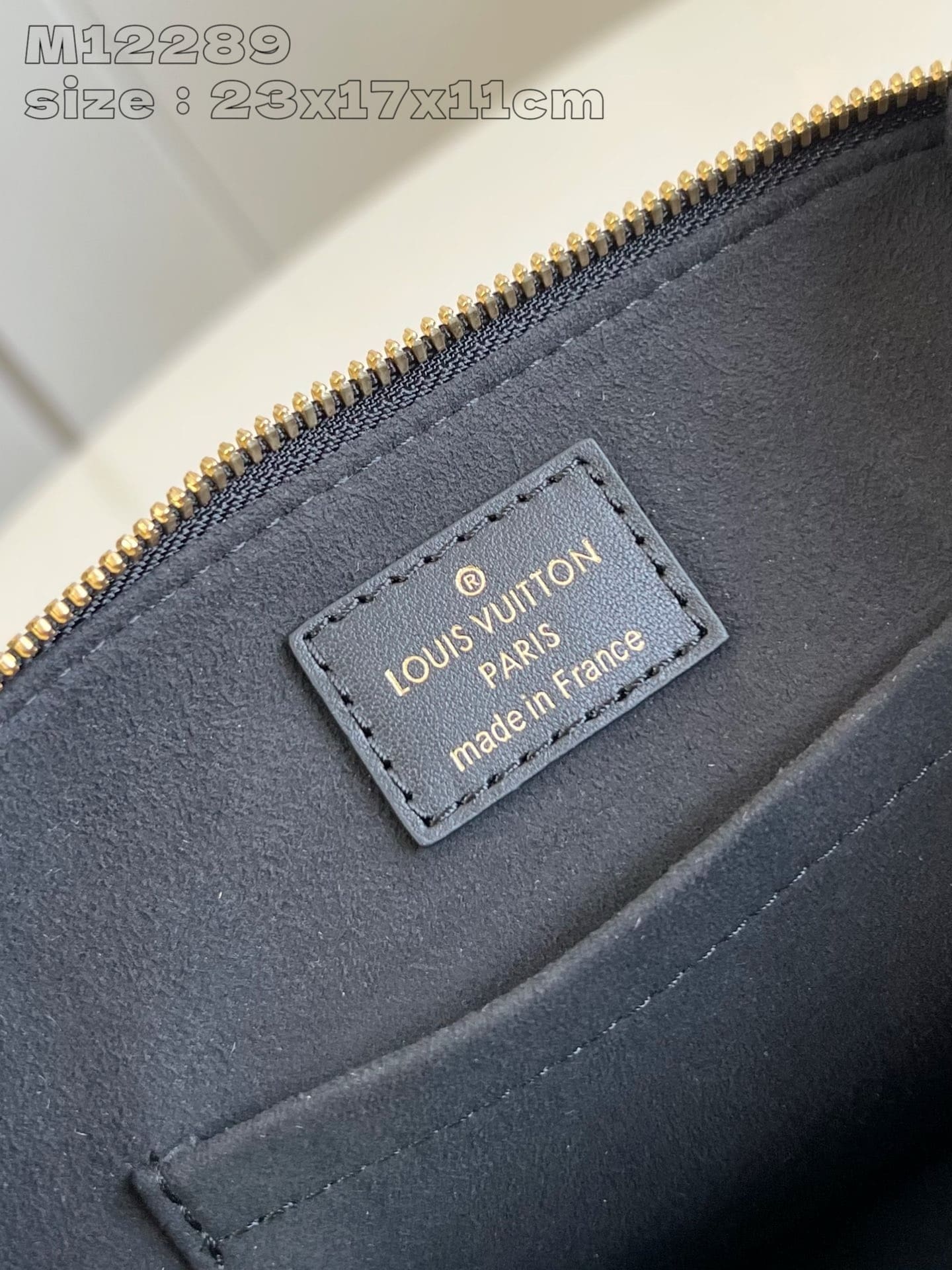 Louis Vuitton M12289 Alma BB