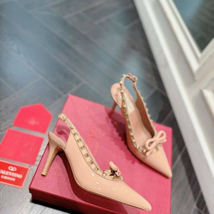 VALENTINO ROCKSTUD BOW SLINGBACK PUMP IN PATENT WITH MATCHING STUDS CINNAMON PINK WS0IB8TZEGF10