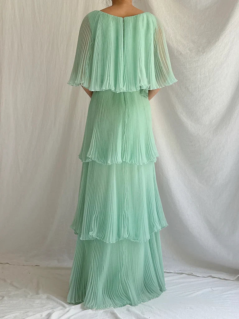 Green Layered Chiffon A Line V Neck Simple Long Party Dress Evening Dress 18 Birthday Dress SH3626