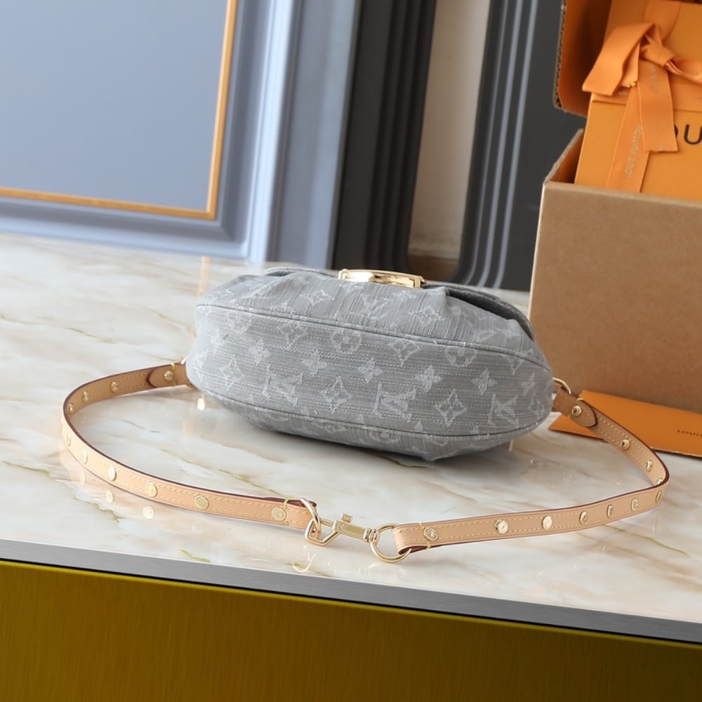 LOUIS VUITTON SUNSET MONOGRAM DENIM GREY 27CM