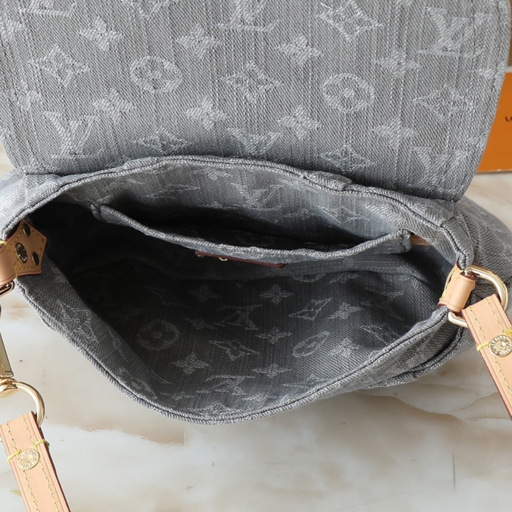 LOUIS VUITTON SUNSET MONOGRAM DENIM GREY 27CM