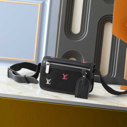 LOUIS VUITTON PORTEFEUILLE BOSPHORE WEARABLE BLACK 19CM M13963