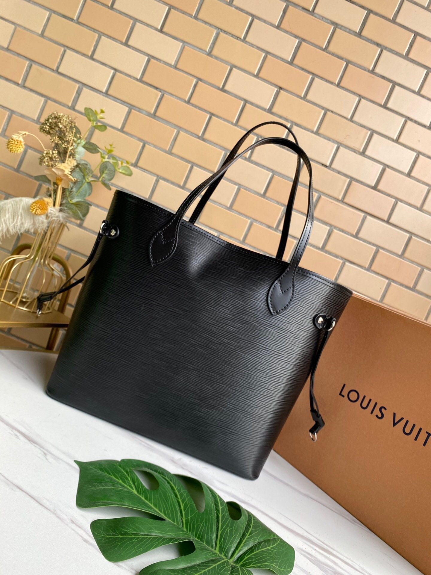 Louis Vuitton Neverfull MM Epi