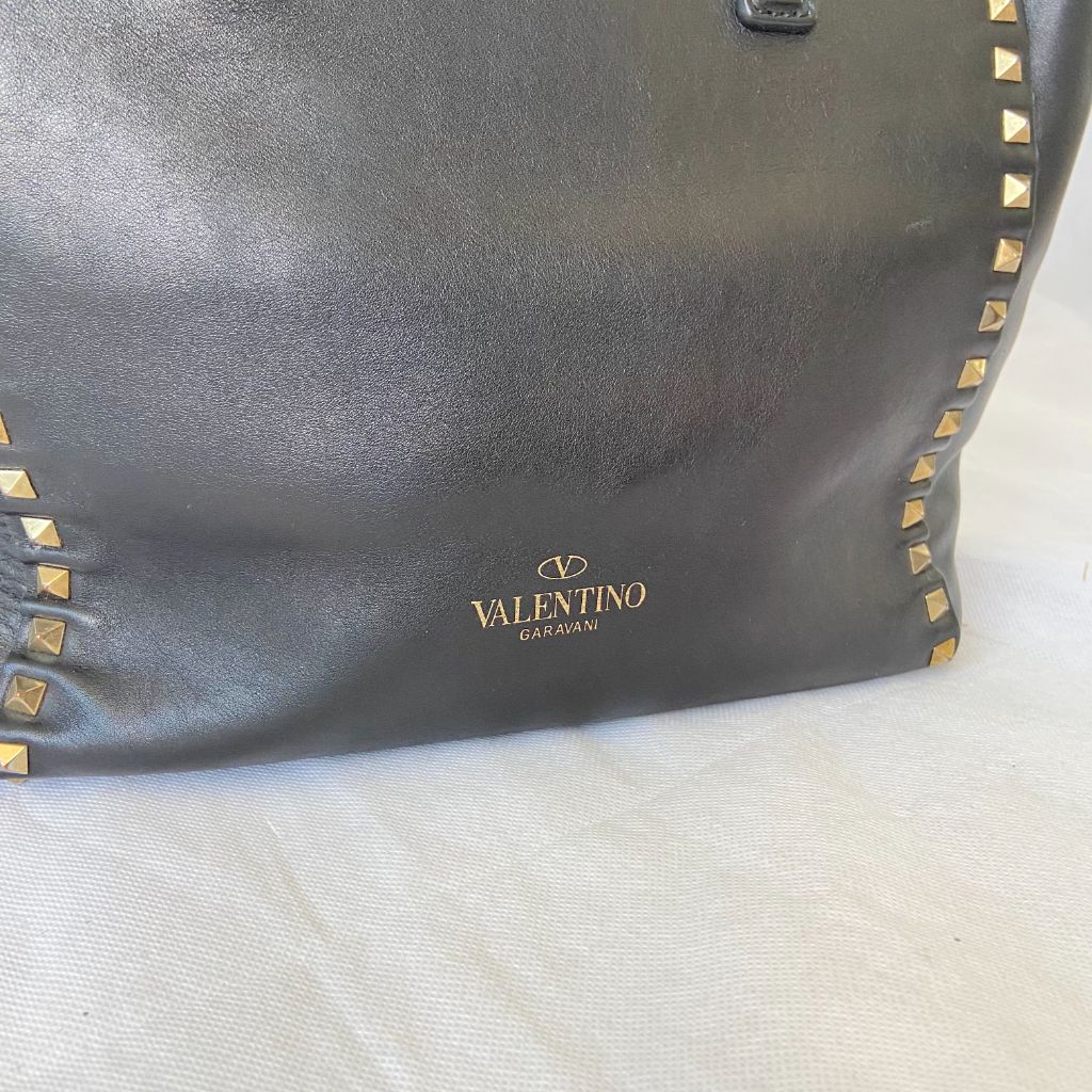 Valentino Black Leather Rockstud Trapeze Tote