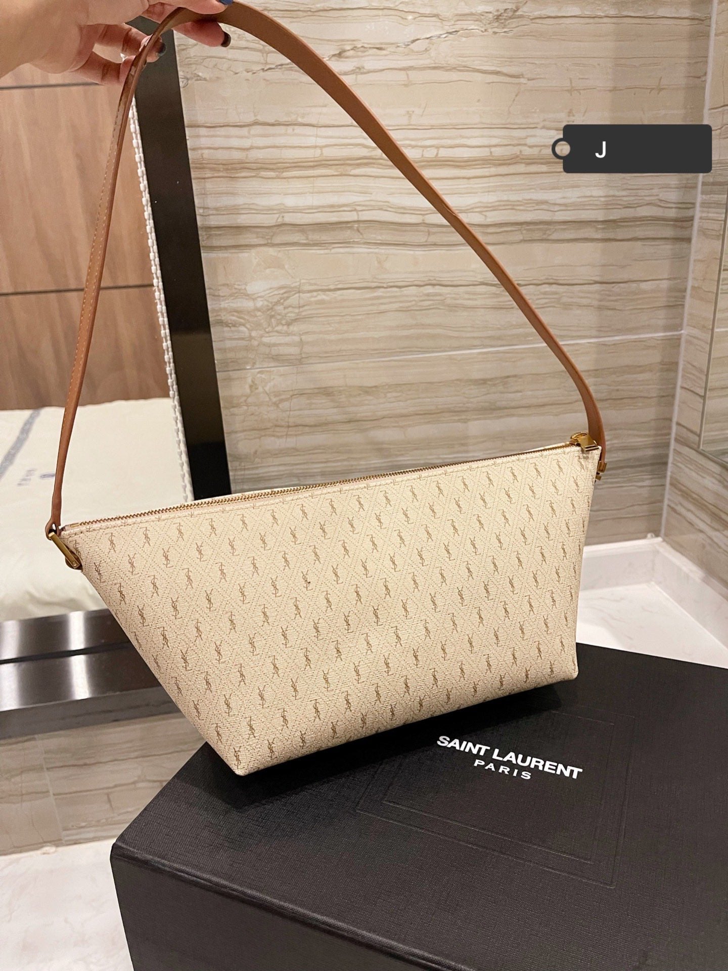 SAINT LAURENT LE MONOGRAMME