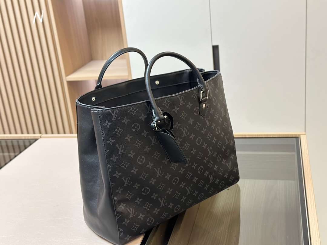 LOUIS VUITTON Louis Vuitton Monogram Eclipse Canvas Grand Sac Bag